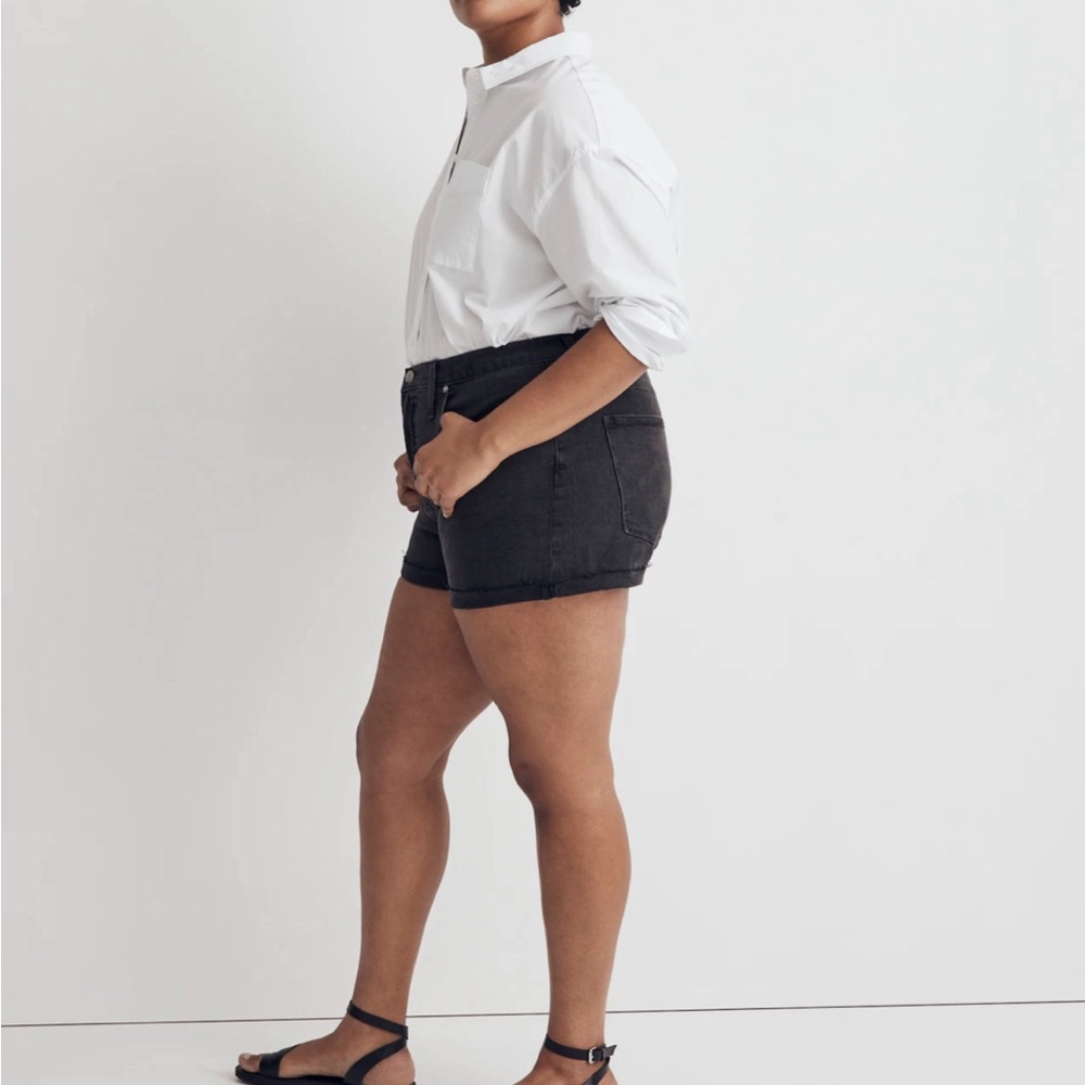 Madewell high rise denim shorts size 32 black